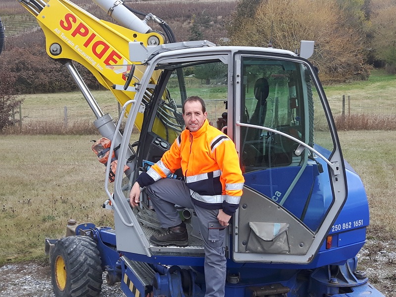 The Spidex walking excavator at work in steep terrain