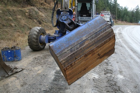 Clean-Up Bucket — 120 cm