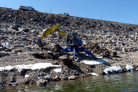 Hydraulic Construction — the Spidex walking excavator on site